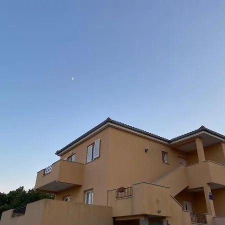 La Vista E' Bella *